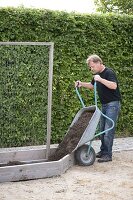 Create trapeze beds as a vegetable and herb garden