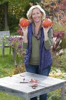 Carving lanterns and lanterns from Hokkaido pumpkins