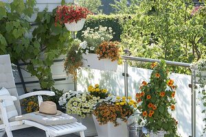 White-yellow-orange balcony