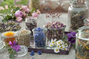 Glasses with dried flowers for tea