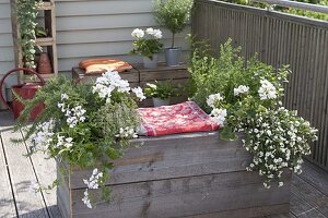 Homemade planter with integrated bench