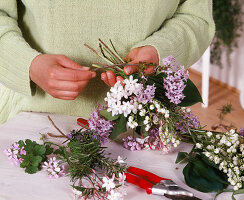 Binding a scented bouquet