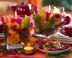 Lanterns decorated with leaves (2/2)