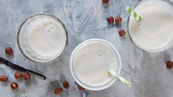 Vegan nut milk