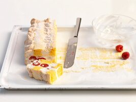 Cardinal slices (sponge cake with meringue and cream, Austria)
