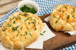 Pull-apart bread with chives
