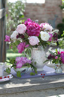 Nostalgic peonies table decoration