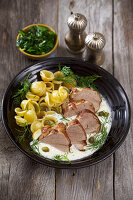 Lendensteak in Sahnesauce mit Orecchiette