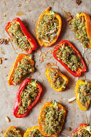 Stuffed mini peppers with a crunchy crust