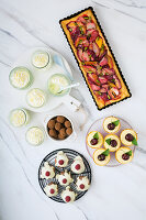 Low-carb pastries, truffles and cake