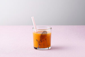 A mango and carrot smoothie