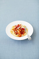 Spaghetti mit Huhn und Paprika