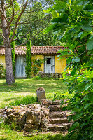 View from the garden to the outbuilding