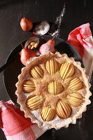 Pear crostata with almonds