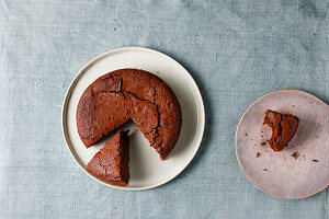 Moist chocolate cake (vegan)