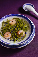 Brasenia schreberi and shrimp soup (China)