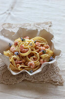 Pasta with shrimp, chickpeas and rosemary