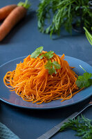 Carrot vegetable noodles with coriander