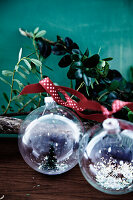 DIY Christmas bauble with mini winter wonderland