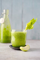 Apfel-Spinat-Smoothie