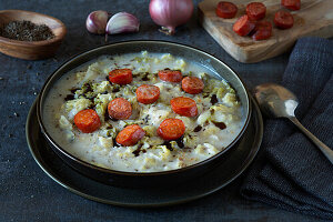 Kohlsuppe mit Debreziner Wurst und Kernöl