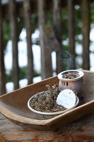 Incense mixture for cold feet