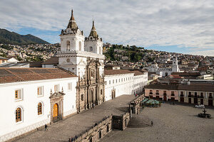 Außenansicht der katholischen Kirche San Francisco, Plaza de San Francisco, Quito, Pichincha, Ecuador, Südamerika