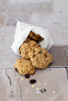 Oat cookies with cranberries and chocolate chips