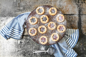 Linzer cookies with powdered sugar