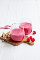 Beetroot skyr with fresh raspberries and cashew nuts