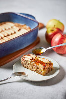 Vegan apple and oat cake with honey
