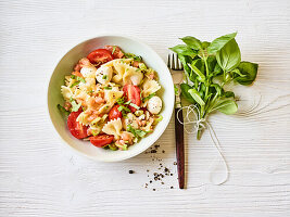 Caprese pasta salad with tomatoes and mozzarella