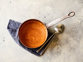 Barbecue sauce served in a pan