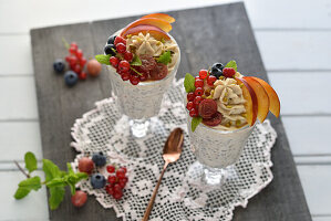 Vegan overnight oats with vanilla cheesecake cream and fresh summer fruit