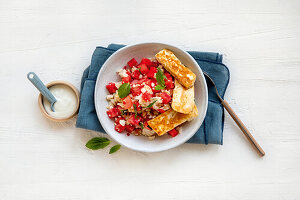 Melonen-Kohl-Salat mit Halloumi