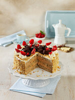 Cremige Schokotorte mit Himbeeren