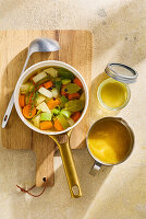 Hausgemachte Gemüsebrühe