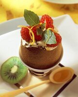 Kiwi with raspberries (topic : fruits for tea time)