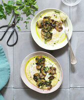 Polenta with pan-fried mushrooms and fresh parsley