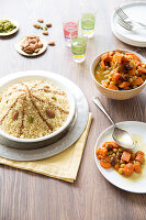 Couscous mit Karotten und Datteln