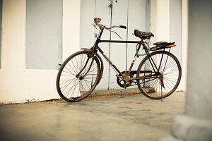 Old Bicycle, Sidewalk, City, Vinales, Pinar del Rio, Cuba, Caribbean, Latin America, America