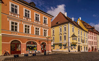 Historische Gebäude am Marktplatz von Eger (Cheb), Westböhmen, Tschechische Republik