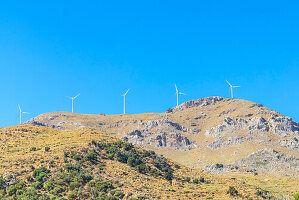 Windkraftanlagen zur Stromerzeugung, Kerames, Rethymno, Südkreta, Kreta, griechische Inseln, Griechenland
