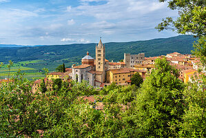 View of Massa Marittima, Province of Grosseto, Maremma, Tuscany, Italy