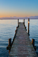 Sonnenaufgang, Steg beim Malerwinkel, Chiemsee, Chiemgau, Bayern, Deutschland, Europa