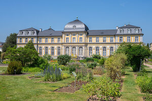 Poppelsdorfer Schloss im Botanischen Garten, Bonn, Nordrhein-Westfalen, Deutschland