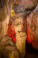  Illuminated stalactites and stalagmites in Trung Trang Cave on Cat Be Island, Lan Ha Bay, Haiphong, Vietnam, Asia 