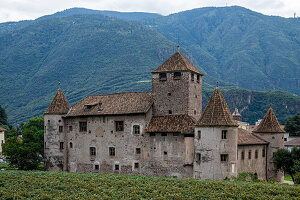 Schloss Maretsch im historischen Zentrum von Bozen, Südtirol, Italien