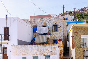 Häuser in der Altstadt in Chorió auf der Insel Kalymnos (Kalimnos) in Griechenland