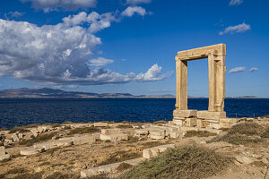 Der Tempel des Apollon, Portara in Naxos, Griechenland